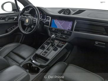 Porsche Macan Base — photo 9