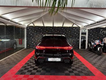 Porsche Macan Base — photo 7