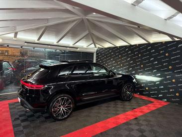 Porsche Macan Base — photo 8