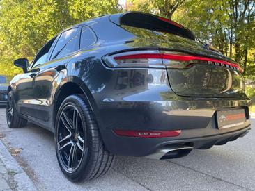Porsche Macan Base — photo 9