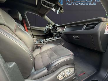 Porsche Macan GTS — photo 15