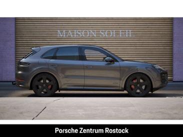 Porsche Cayenne III GTS — photo 6