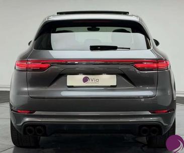 Porsche Cayenne III E-Hybrid — photo 7