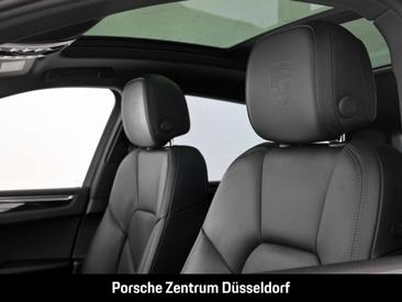 Porsche Macan S — photo 12