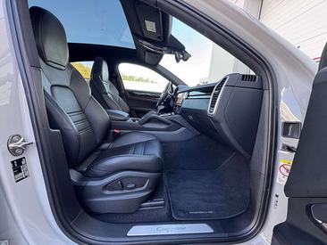 Porsche Cayenne III E-Hybrid — photo 12
