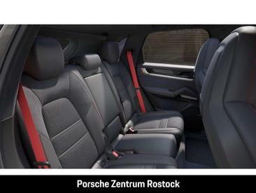 Porsche Cayenne III GTS — photo 13
