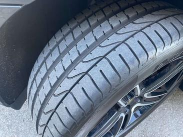 Porsche Macan Base — photo 35
