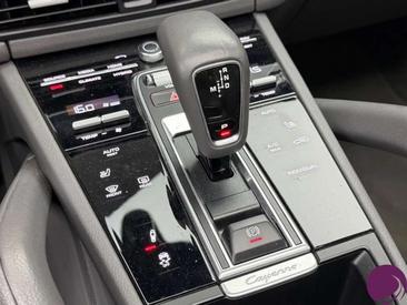 Porsche Cayenne III E-Hybrid — photo 19