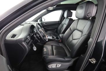 Porsche Macan Base — photo 9