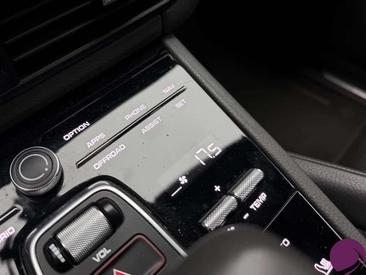 Porsche Cayenne III E-Hybrid — photo 23