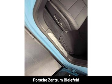 Porsche Macan Base — photo 28