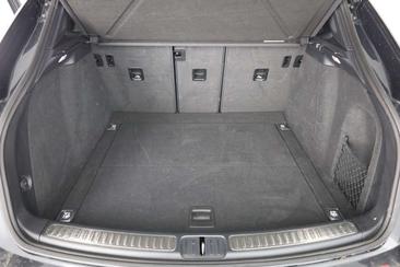 Porsche Macan Base — photo 13