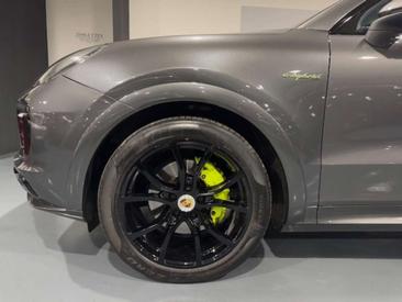 Porsche Cayenne III E-Hybrid — photo 5
