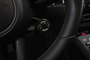 Porsche Macan Base — photo 27