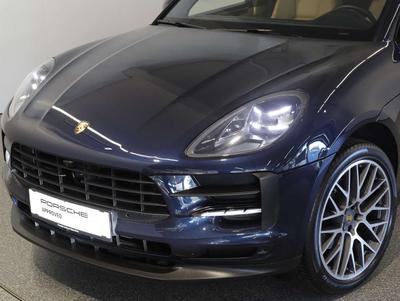 Porsche Macan Base