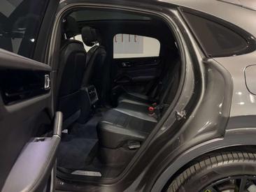 Porsche Cayenne III E-Hybrid — photo 15