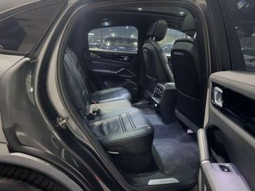 Porsche Cayenne III E-Hybrid — photo 17