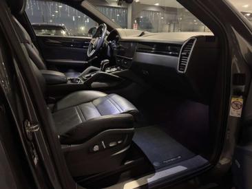 Porsche Cayenne III E-Hybrid — photo 19