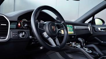 Porsche Cayenne III E-Hybrid — photo 15