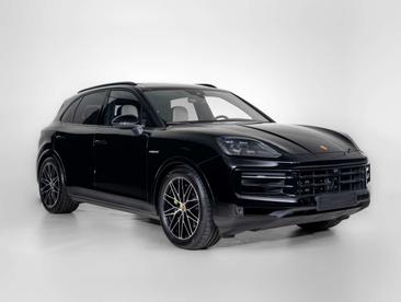 Porsche Cayenne III E-Hybrid 2023 Noir — photo 4