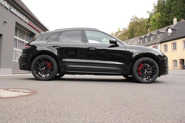 Porsche Macan GTS — photo 18