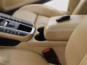 Porsche Macan Base — photo 31