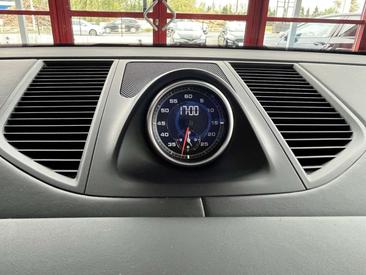Porsche Macan GTS — photo 17