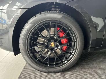 Porsche Macan GTS — photo 20