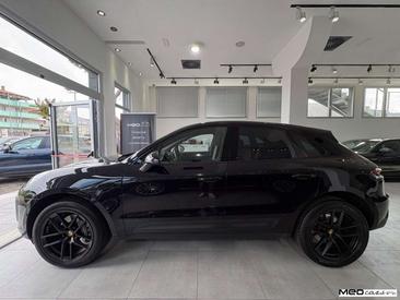 Porsche Macan Base 2022 Noir — photo 8