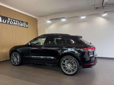 Porsche Macan Turbo — photo 4