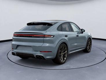 Porsche Cayenne III E-Hybrid — photo 2