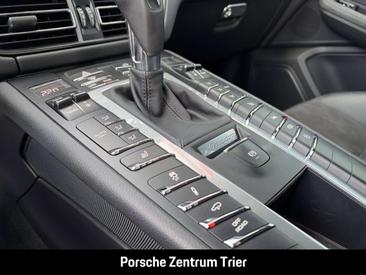 Porsche Macan GTS — photo 30