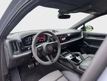 Porsche Cayenne III E-Hybrid — photo 14