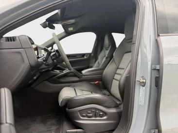 Porsche Cayenne III E-Hybrid — photo 15
