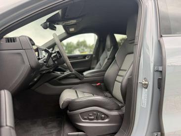 Porsche Cayenne III E-Hybrid — photo 37