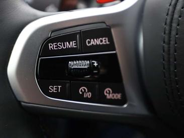 BMW XM 50e 2025 Vert — photo 11