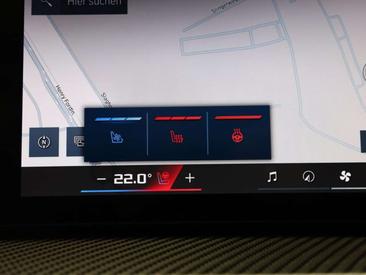 BMW XM 50e 2025 Vert — photo 13