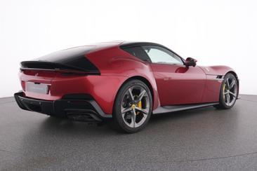 Ferrari 12 Cilindri 2025 Rouge — photo 3