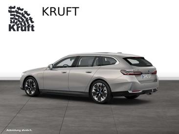 BMW Série 5 Touring 530e XDrive 2024 Gris — photo 6