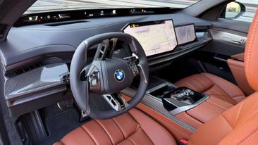 BMW Série 7 Berline 745e 2026 Vert — photo 8