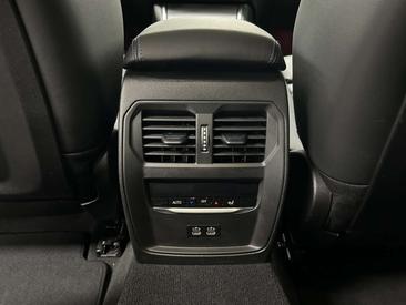 BMW Série 3 Berline 330i XDrive 2026 Blanc — photo 16