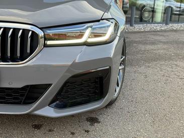 BMW Série 5 530e 2021 Gris — photo 17
