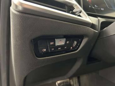 BMW Série 3 Berline 330i XDrive 2026 Blanc — photo 33
