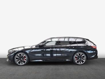 BMW Série 5 Touring 520d 2026 Noir — photo 4