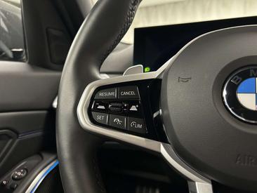 BMW Série 3 Berline 330i XDrive 2026 Gris — photo 23