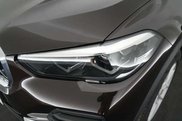 BMW X5 Business XDrive45e 2022 Marron — photo 18