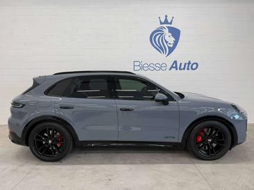 Porsche Cayenne III GTS 2025 Gris — photo 3