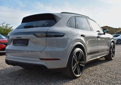 Porsche Cayenne III E-Hybrid 2022 Gris