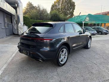 Porsche Macan Base 2021 Gris — photo 6