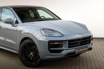 Porsche Cayenne III E-Hybrid 2024 Gris — photo 12